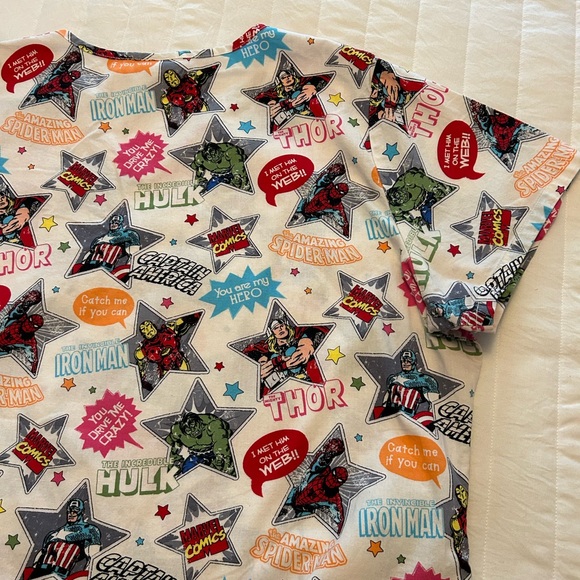 Marvel V-Neck Scrub Top, Thor, Spiderman, Hulk, Captain America Size XL - Picture 11 of 14
